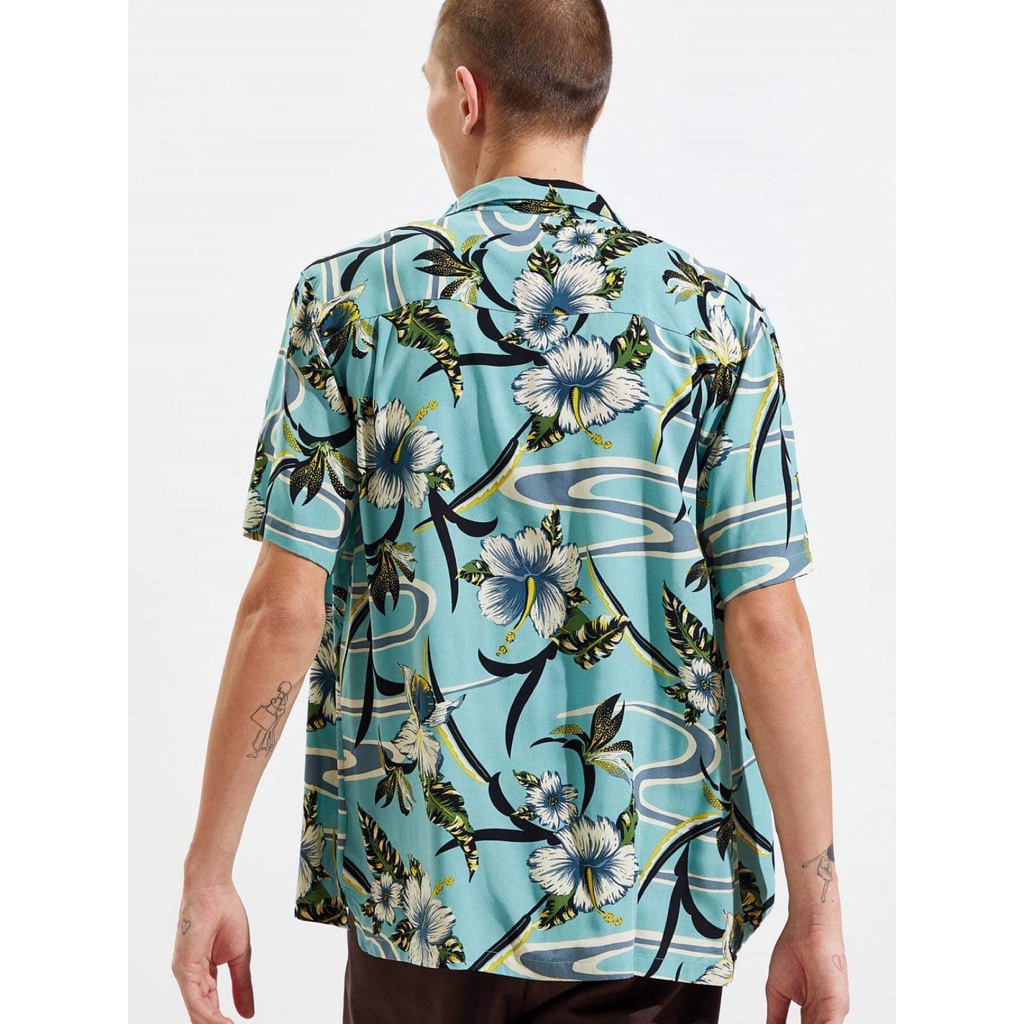 Áo somi Urban xanh hoa văn - size L