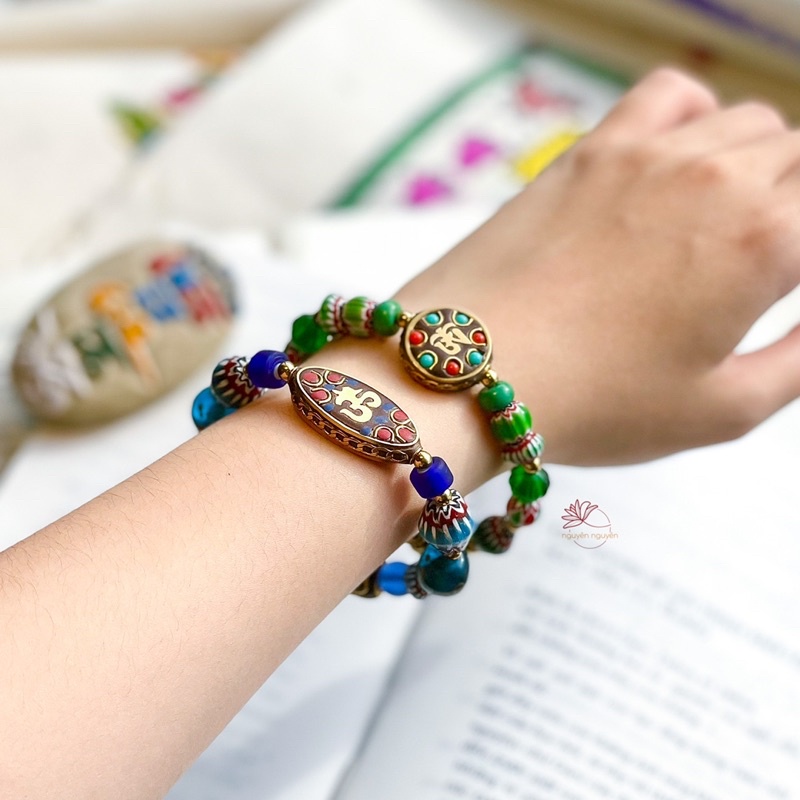 Vòng đeo tay Lưu Ly Tây Tạng mix charm đồng Inlay và Bát Nhã Tâm Kinh - Bình an may mắn hợp trợ duyên lành