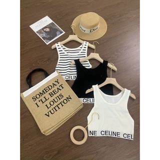 Áo len croptop in chữ Celina