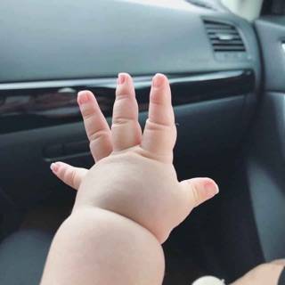 Quan ao tre em cua Candy Nguyễn .nah nha nah nah nha nha nha nha ha nha nah nah nah nhan han han ha nha. Ha nha nah nah