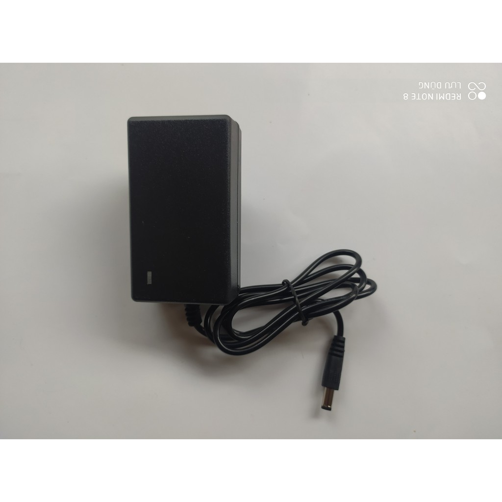 Sạc 12v 2a chuyên dụng cho xe điện trẻ em có đèn báo tự ngắt điện khi đầy bình