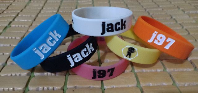 Vòng tay cao su Jack