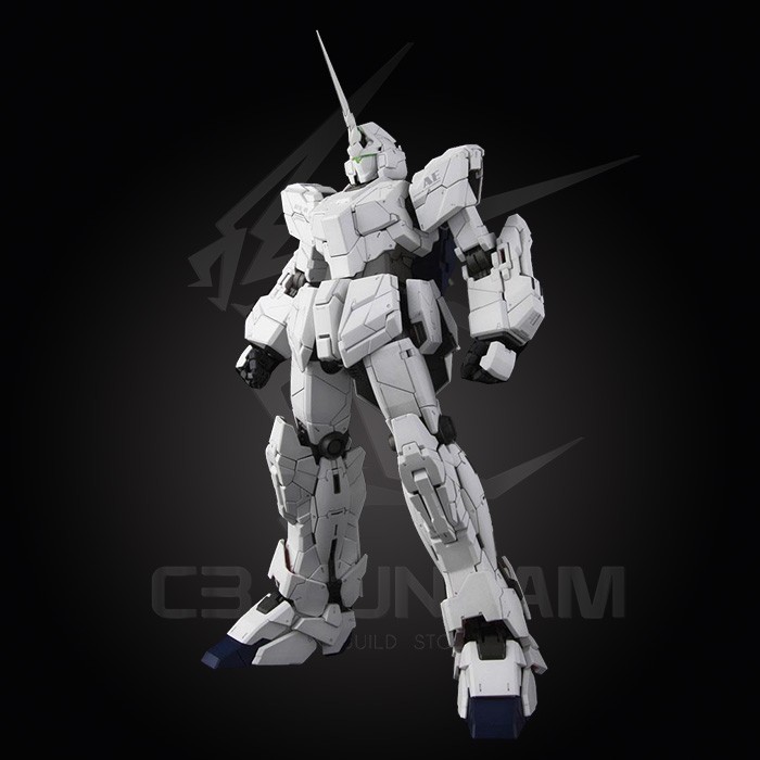 MÔ HÌNH LẮP RÁP PG 1/60 RX-0 UNICORN GUNDAM UC BANDAI