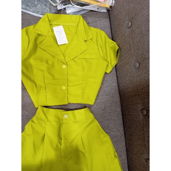 Set vest croptop sang chảnh , loại 1