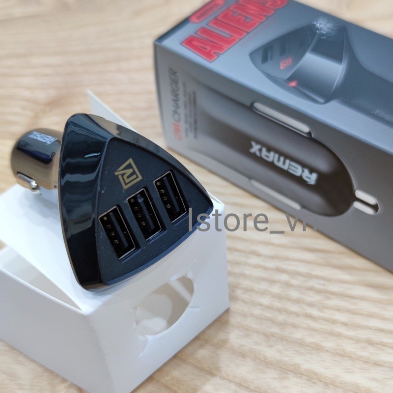 Tẩu sạc ô tô Remax 3 cổng USB Alien RC-304