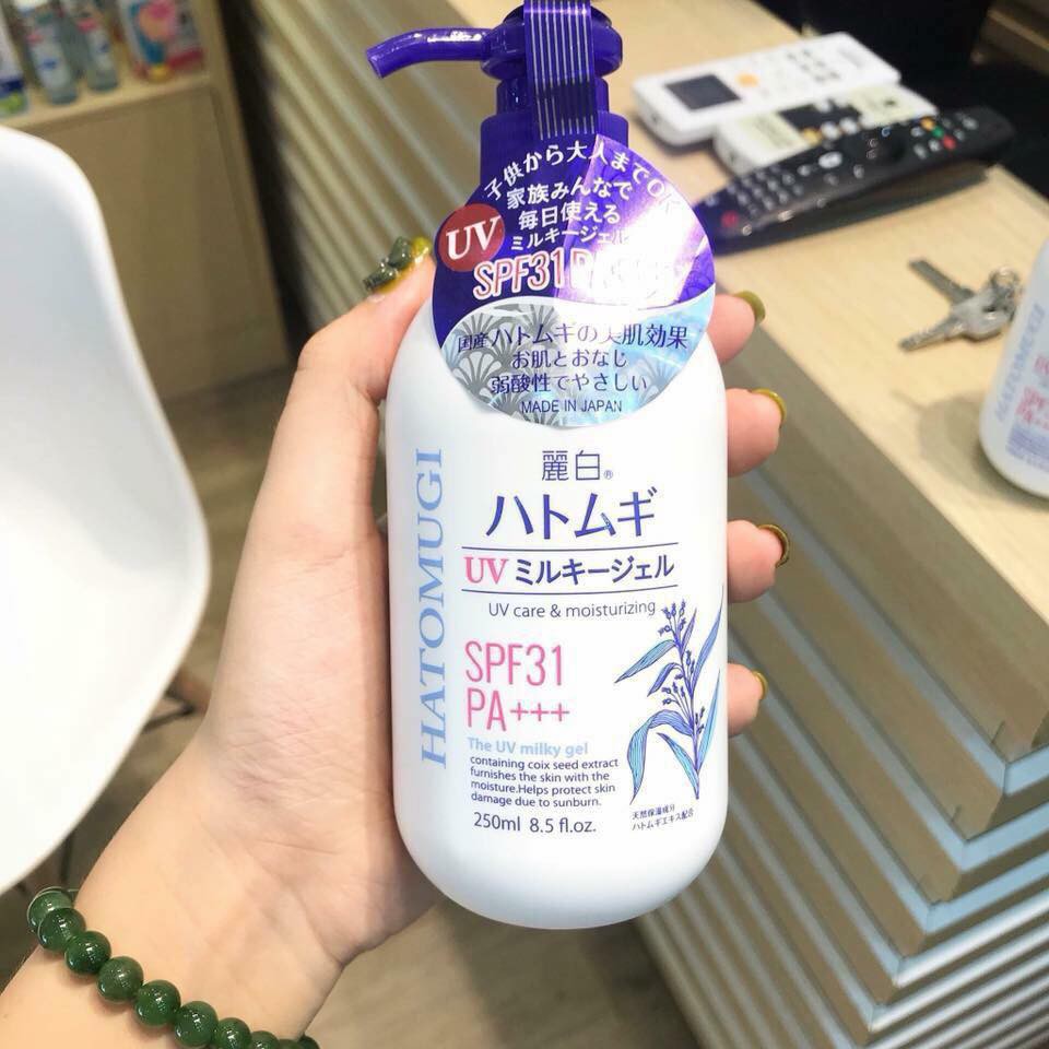 Lotion HATOMUGI chống nắng, dưỡng da body mềm mịn - Hatomugi Lotion SPF31 PA+++ [Nội Địa Nhật]