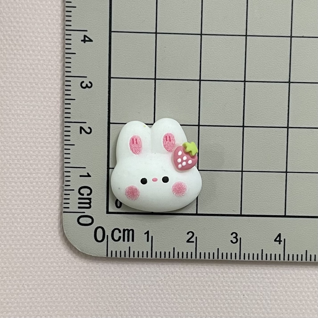 Bộ 10 Nút Nhựa Hình Thỏ Dâu Tây Hoạt Hình Dễ Thương Trang Trí Ốp Điện Thoại / Cốc Nước