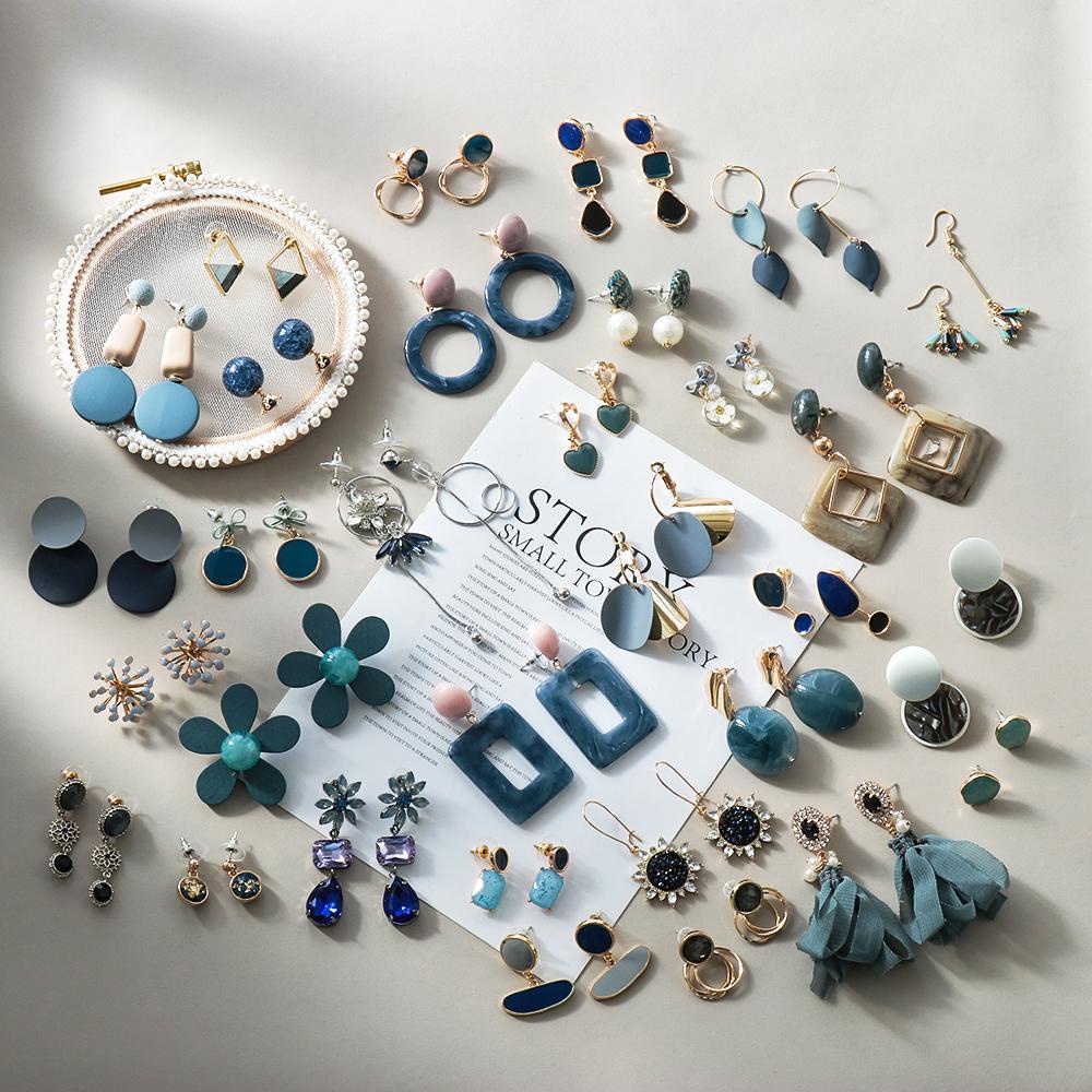 Bông Tai Hình Tròn Bằng Acrylic Thiết Kế Không Đồng Đều Thời Trang Mùa