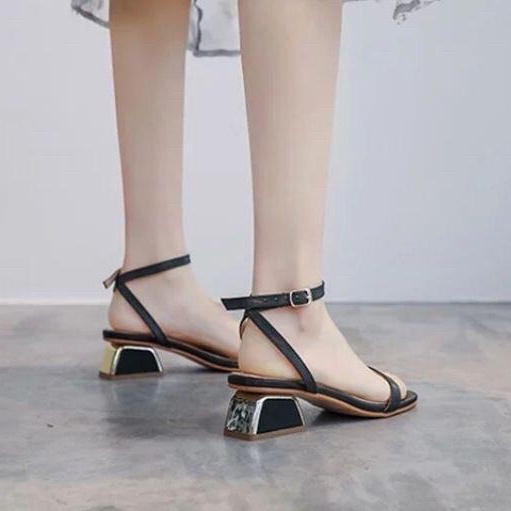Giày Cao Gót Sandal Nữ Quai Hậu Chéo Mảnh Mũi Vuông Đế Trụ Cao 5cm Màu Đen/Hồng/Nâu mã N6