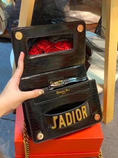TÚI J.A.D.I.O.R VÂN RẮN