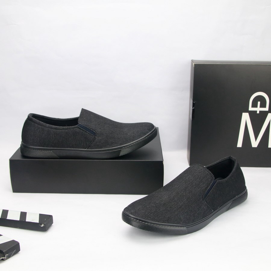 [Mã FAMALLT5 giảm 15% đơn 150K] Giày lười nam MĐ G212 đen | BigBuy360 - bigbuy360.vn