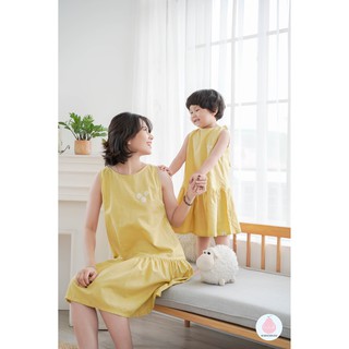  Váy linen ba lỗ thêu Daisy (mom)