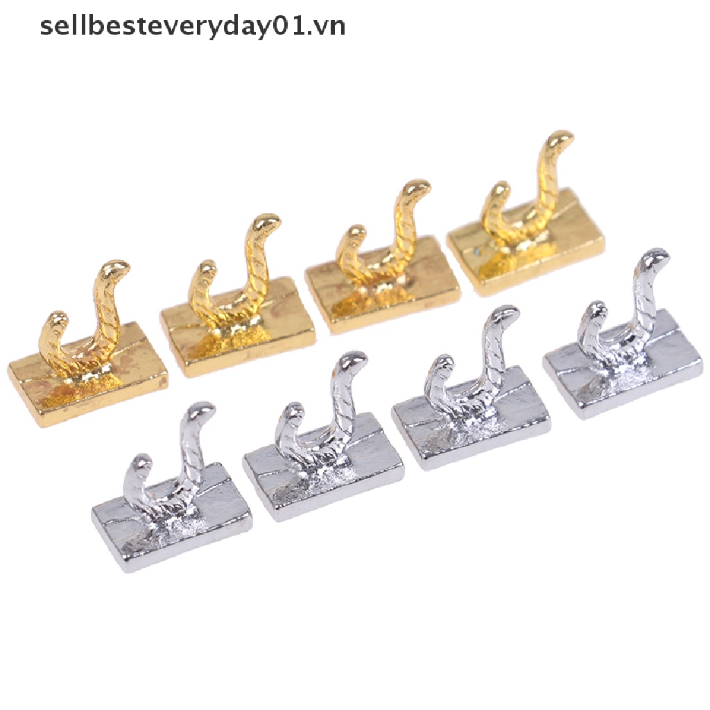 Set 4 Móc Treo Quần Áo Tỉ Lệ 1: 12 Cho Nhà Búp Bê