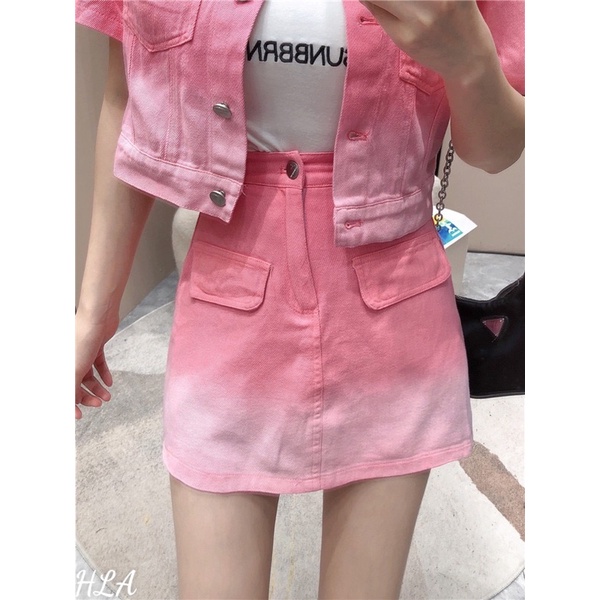 Set áo khoác jean loang + chân váy dáng A