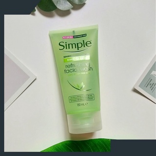 Sữa rửa mặt simple gel kind to skin 150ml pharmacy