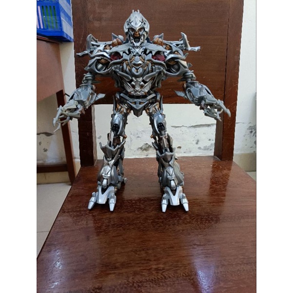 Mô hình Transformers Megatron MPM 08