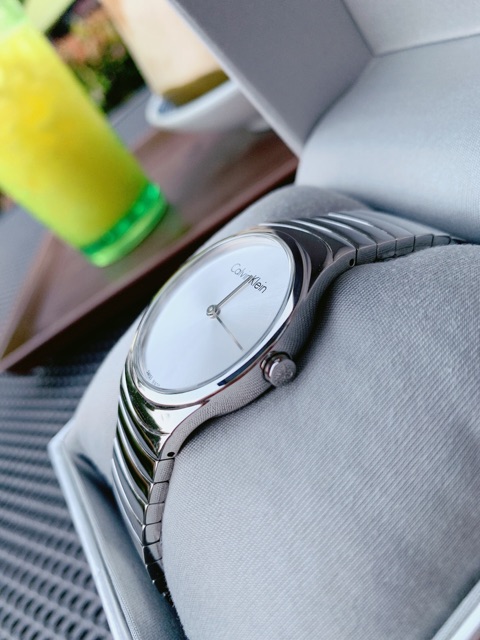 Đồng hồ nữ Calvin Klein K8A23146 - Swiss Made (Pin Thuỵ Sĩ) - Dây kim loại - size 33mm chính hãng
