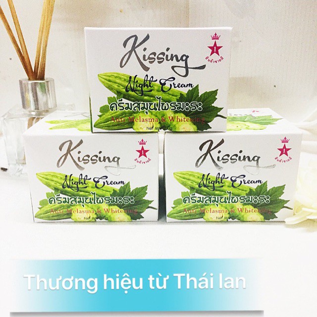 Kem hỗ trợ nám, trắng da Kissing của Thái Lan