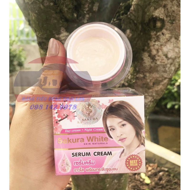 KEM DƯỠNG TRẮNG DA SAKURA WHITE HỒNG NGÀY VÀ ĐÊM