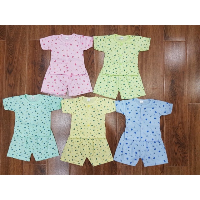 Set 5 bộ dài cotton hoa nền màu cho bé 3 đến 7 kg cho bé yêu.