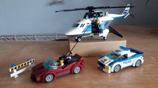 Lego cảnh sát rượt đuổi