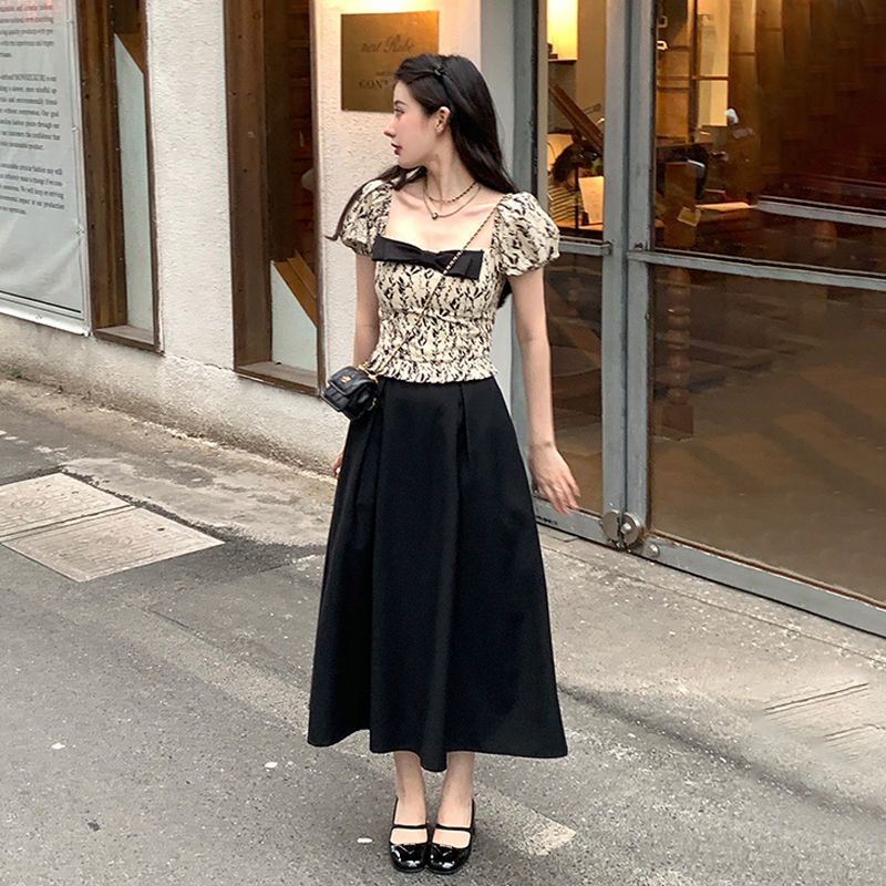 Áo Kiểu Tay Ngắn Cổ Vuông In Họa Tiết Hoa Thời Trang Mùa Hè Mới Cho Nữ