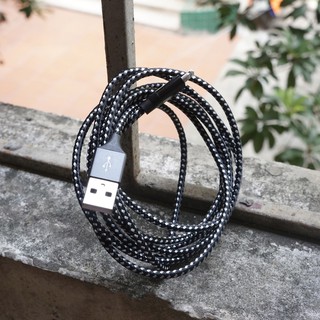 Cáp sạc iphone,ipad bọc dù,dài 2m,siêu tốt,siêu rẻ