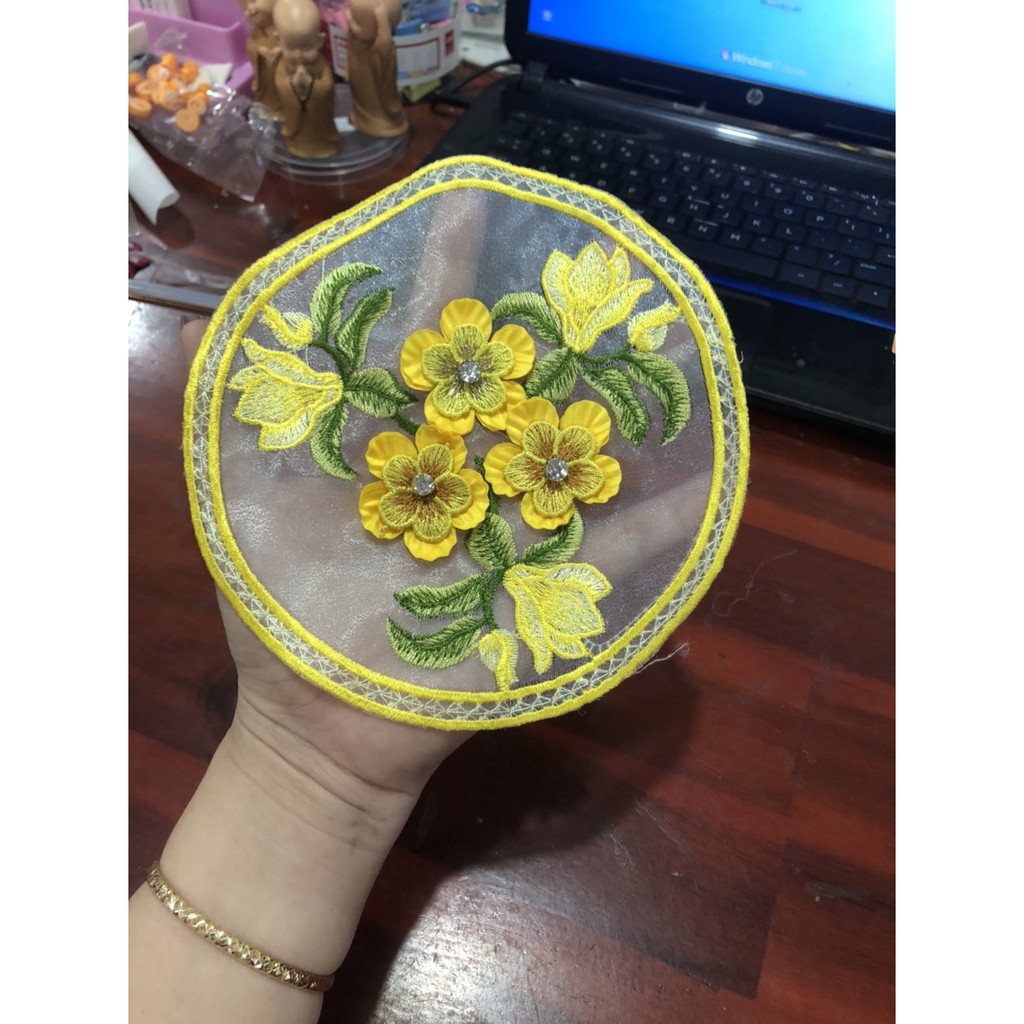 tròn xing xắn 3 hoa 15cm
