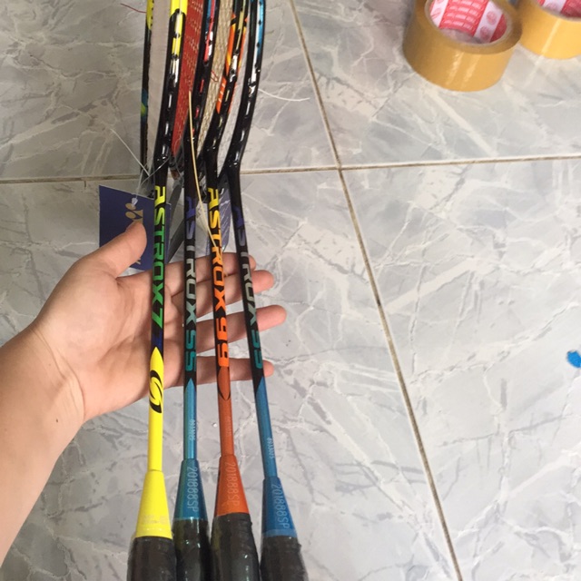 Vợt yonex carbon dòng Astrox 99 , 77 , 55 siêu nhẹ siêu bền tặng dây tặng cuốn cán