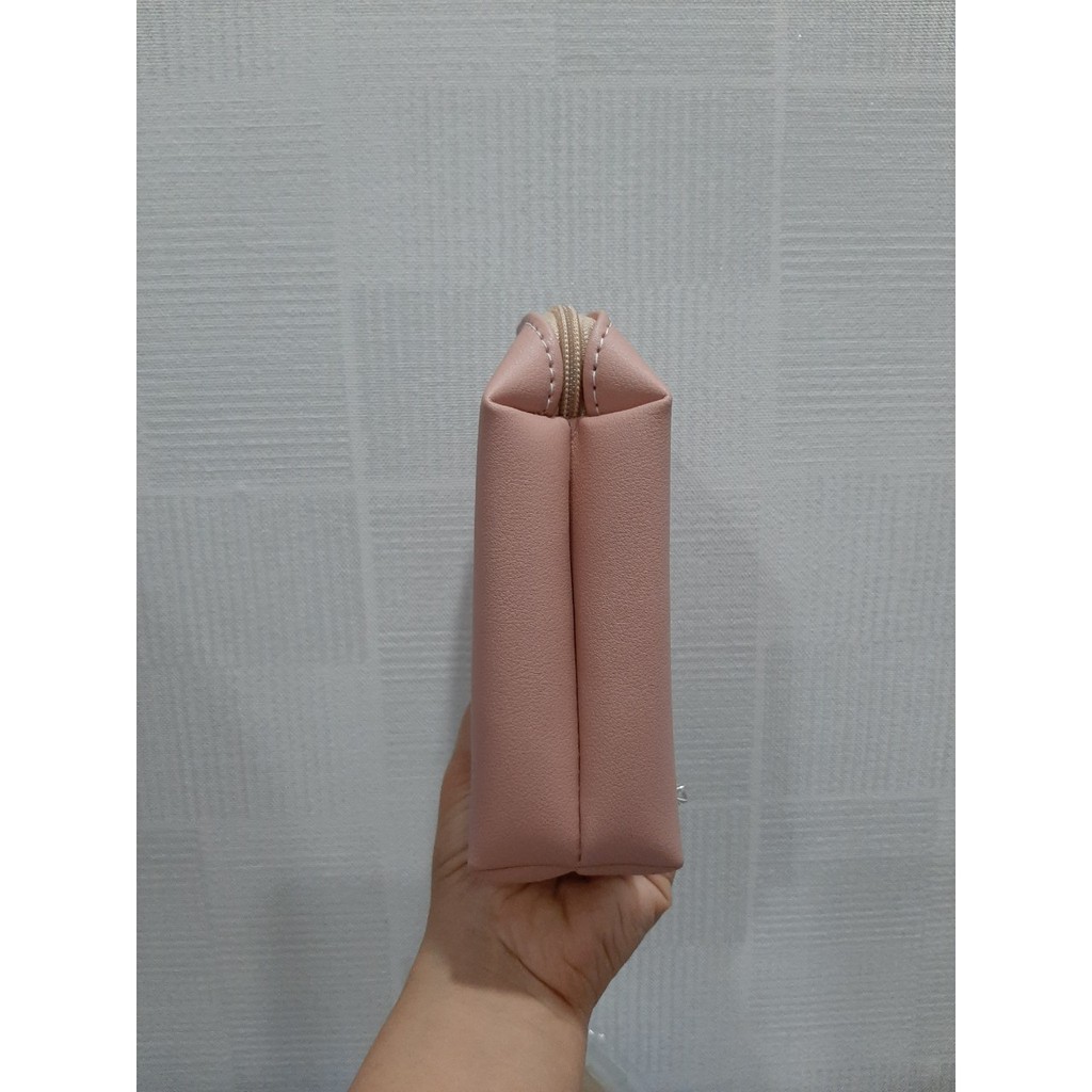 Ví Cầm Tay Size 17cm x 15,5cm Đựng Mỹ Phẩm, Vật Dụng Cá Nhân Tiện Dụng