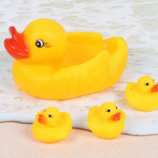 Đồ chơi đàn vịt thả nước, phát tiếng kêu