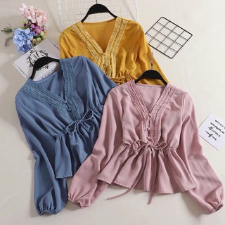 Áo Voan Kiểu Cổ V Phối Ren Đính Nút Tay Dài Cột Nơ Eo Dễ Thương TTSA0705 (TTS0030)