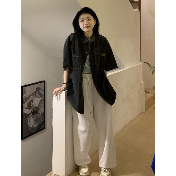 Áo sơ mi denim nữ ngắn tay mặc ngoài