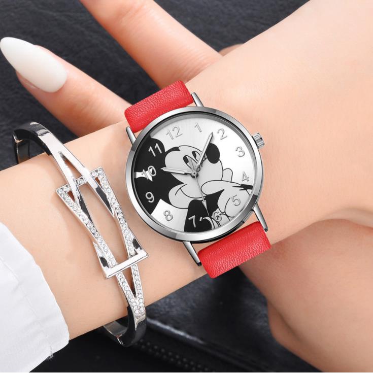 Đồng hồ trẻ em Quartz với thiết kế chuột Mickey