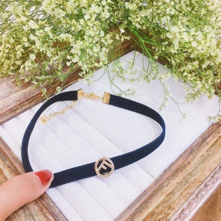 Chocker Fendi hot hit