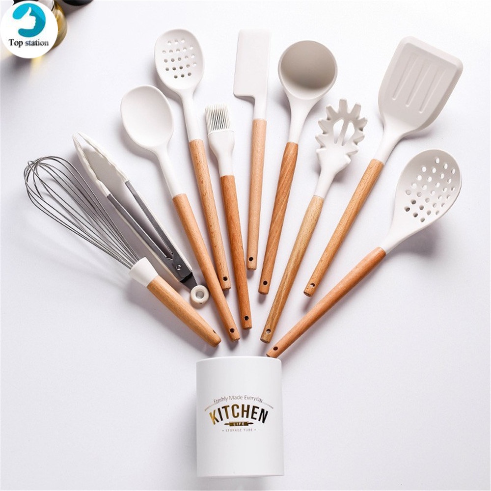 Muỗng Nấu Ăn Bằng Silicone Không Dính Cán Gỗ Tiện Dụng