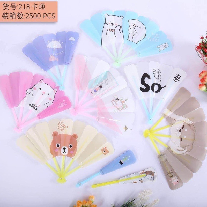 Quạt nhựa xoè cầm tay quạt siêu mát, siêu cute 👍🏻 | BigBuy360 - bigbuy360.vn