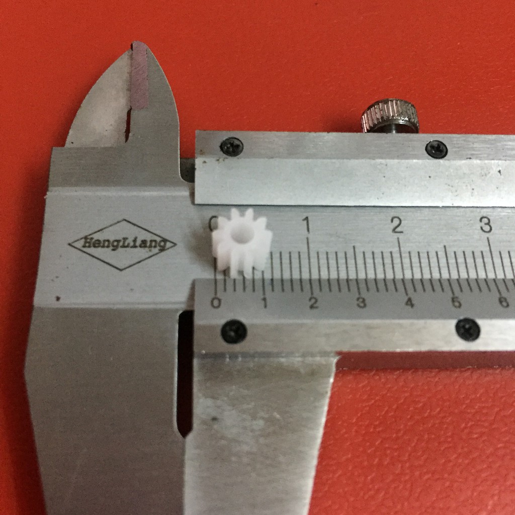 Bánh răng nhựa 10 răng lỗ trục 2.5mm dùng để chế tàu đồ chơi