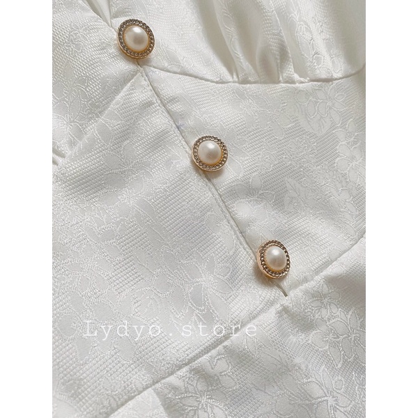 Váy gấm hoạ tiết chìm tay bồng | BigBuy360 - bigbuy360.vn