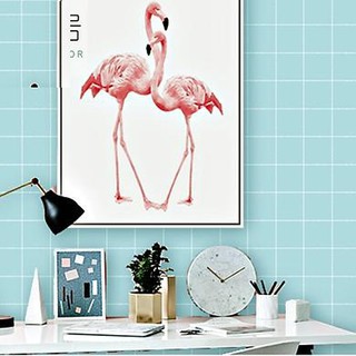Cuộn giấy dán tường có keo sẵn kẻ ô vuông xanh