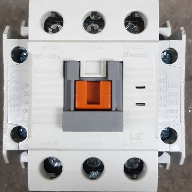 Khởi Động Từ MC 40A