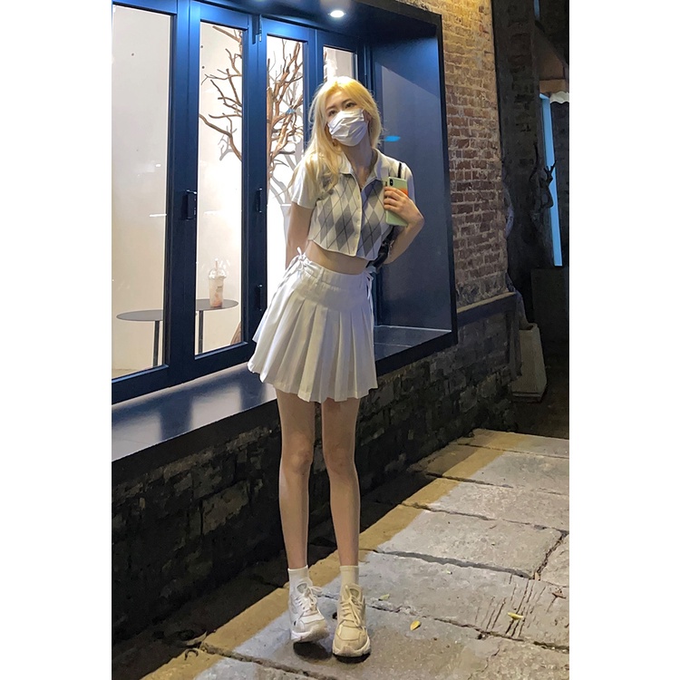 Áo croptop cổ polo họa tiết sọc ca rô thiết kế mỏng phong cách năng động thời trang | BigBuy360 - bigbuy360.vn