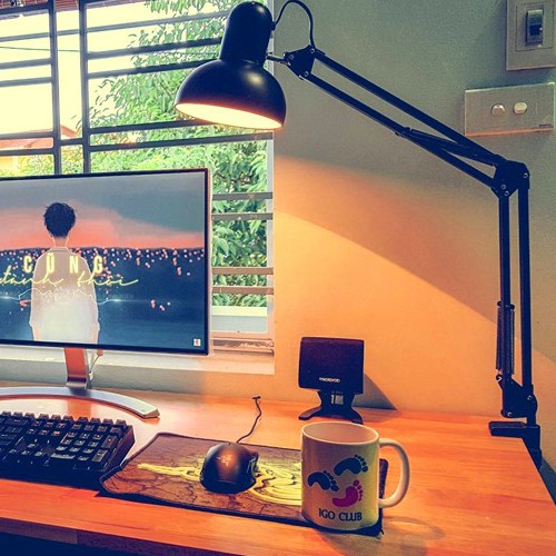Đèn Kẹp Bàn Học, Đọc Sách, Làm Việc PIXAR. Kẹp Bàn Chắc Chắn. Bóng LED Chống Cận Bảo Vệ Mắt