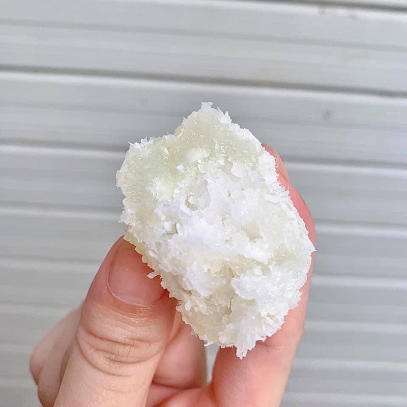 Bánh Khoai Mì Nhân Dừa Non