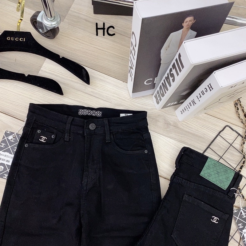 Quần jean skinny đen chaneo