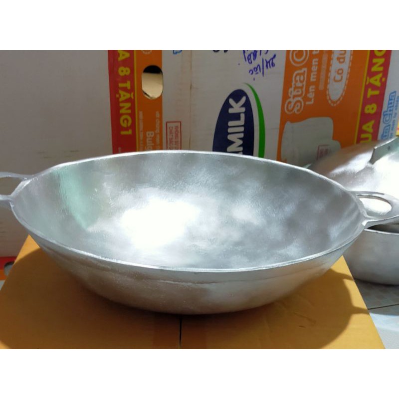 chảo gang đúc thủ công khuôn cát dk40cm đã xoa bóng