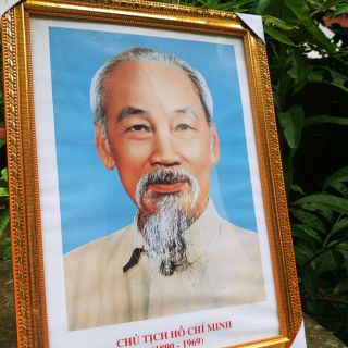 Ảnh Bác Hồ Chí Minh kèm khung kính (40cm*30cm)