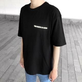 THIS EARTH BLACK TEE