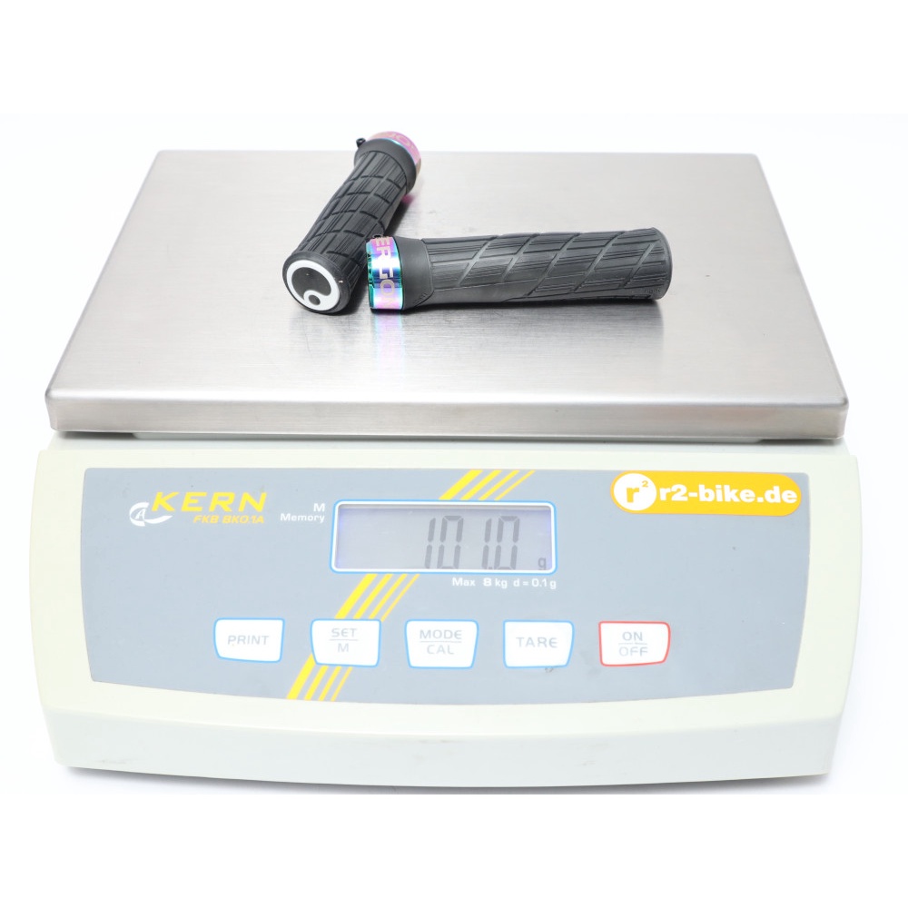 Tay Nắm Xe Đạp ERGON GE1 EVO Grips Factory Màu Sắc Oil Slick Rainbow Dành Cho Xe Đạp MTB/XC