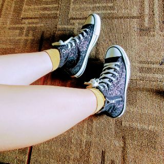 Giày Converse cổ cao si size 38